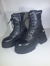 naked wolfe Womens Saturn