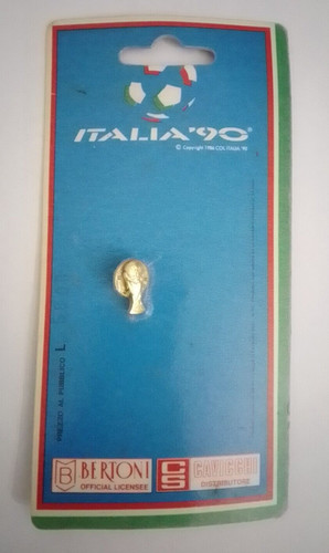 Distintivo coppa mondo italia - coppa,