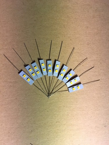 Lampada assiale led - (10),