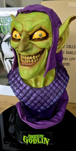 Goblin verde busto a - busto,