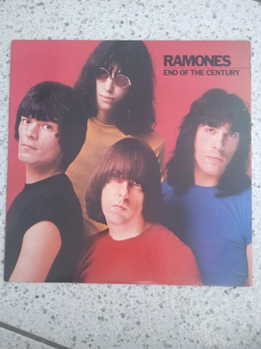Ramones end the century - of,