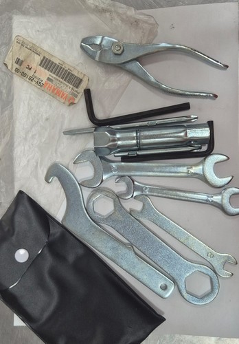 Tool kit 2gv 28100 attrezzi - 2gv-28100-00,