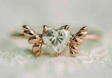Anello di fidanzamento cuore