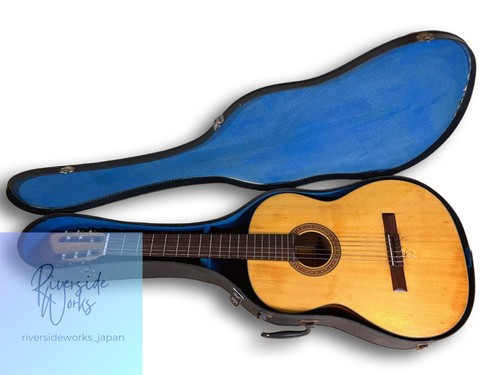 Chitarra acustica classica