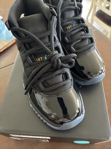 Taglia jordan 11 - taglia, retro