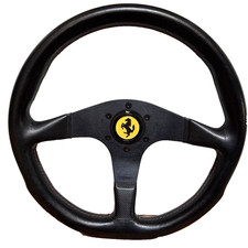 Volante MOMO Cavallino Ferrari