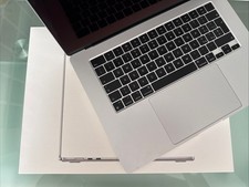 MacBook Air 15  M3  con AppleCare +