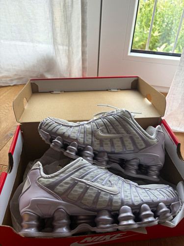 Nike shox sneaker - tl,