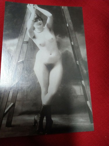 Cartolina tematica nudo - tematica,
