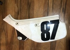 FIANCHETTO COPERTURA LATO SX HONDA XR 600 1988 Cod. 83603MN1670