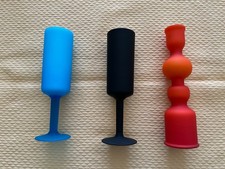 Lot de TROIS VASES EN VERRE