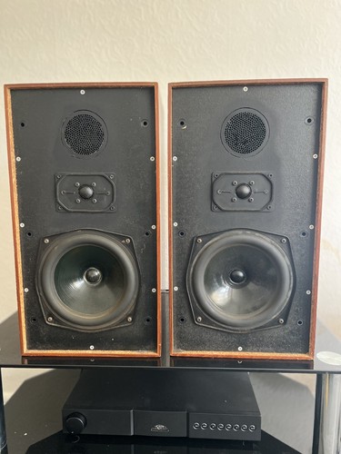 Celef monitor speakers - speakers, •