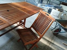 TAVOLO DA GIARDINO CON 12 SEDIE IN TEAK SCURO