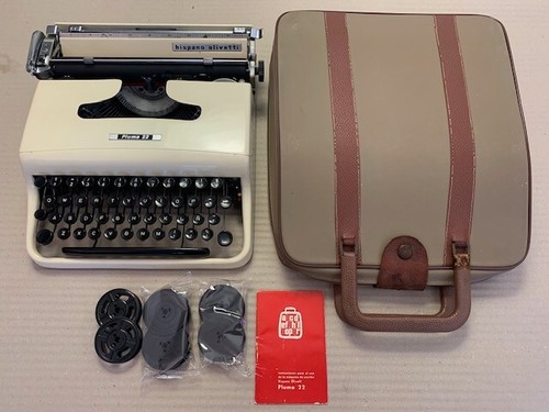 Olivetti macchina scrivere - da,