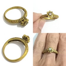 Anello antico in bronzo antico