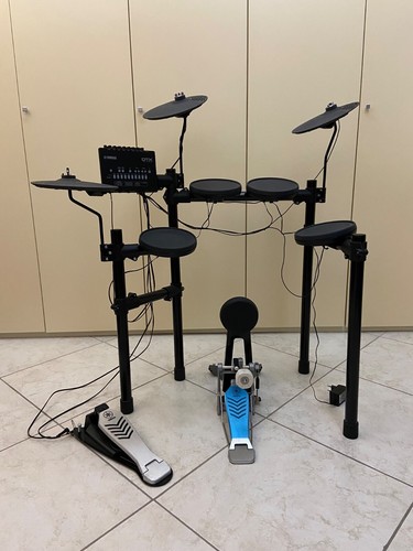Batteria elettronica usata - batteria,