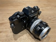 Nikomat EL + Nikkor-P  105/2,5 NKJ