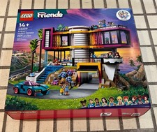 LEGO Friends 42639 La Dimora Moderna di Andrea In Mano Spedizione ASAP