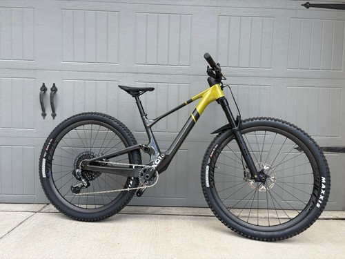 New 2024 scott spark 900 - new!,