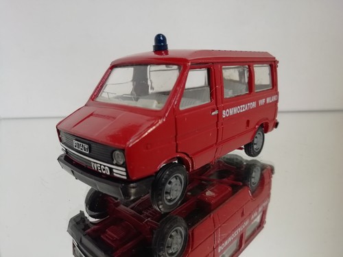 Old cars fiat iveco - old, 1:43