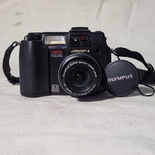 Olympus Camedia C-5050 Zoom fotocamera digitale 5MP - usata e funzionante