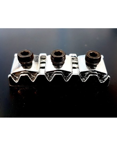 Locking nut type floyd rose - type,