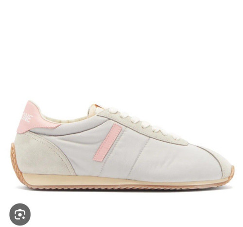 Nuove scarpe ginnastica - da,