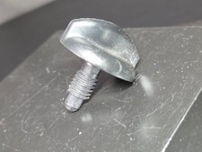 Ricambio portabici Saris Bones (quantità 1) manopole filettate vite pollice