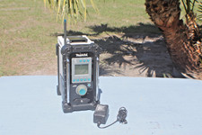 Makita bmr100 jobsite - -,