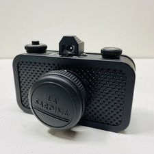 Lomography La Sardina fotocamera a fuoco fissa otto sfere 35 mm