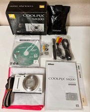 Nikon COOLPIX S8200 fotocamera