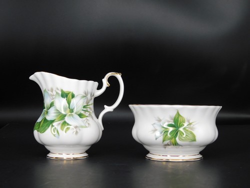 Royal albert trillium - trillium, set