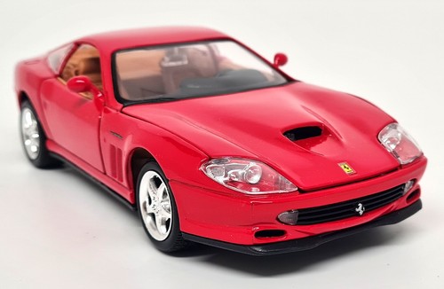 Maisto modellino auto - 1/24,