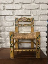 Piccola sedia vintage floreale