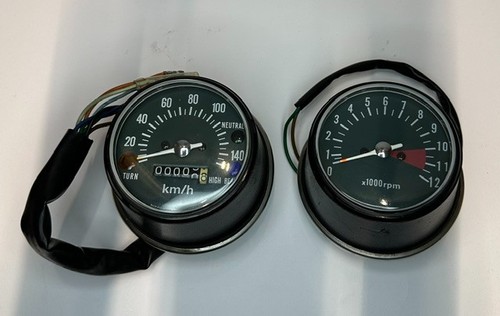 Coppia conta giri moto - km,