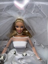 Bambola Barbie Sposa Arrossata