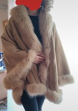 Mantella di Vera Pelliccia di Montone | Taglia Unica | Lavata in tintoria