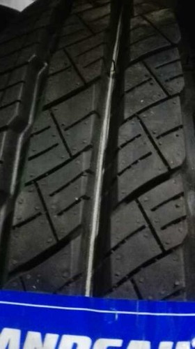 R16 neumático mercedes - neumático,