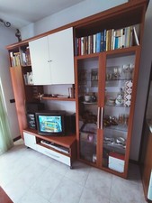 soggiorno moderno usato pochissimo in seconda casa legno ciliegio e laccato.