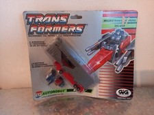 TRANSFORMERS DELUXE MICROROBOT