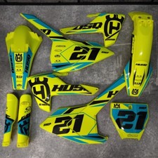 Plastiche + Grafica Husqvarna