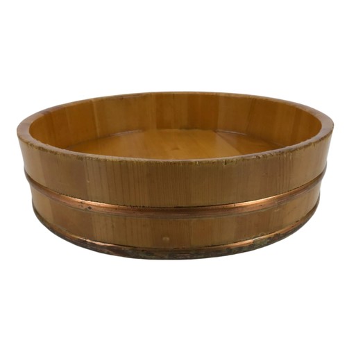 Secchiello giapponese fatto - , a