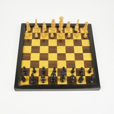 Scacchiera Con Personaggi