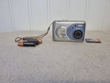 Nikon Coolpix 2000 2.0MP