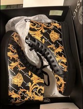 Versace Vitello St. Barocco