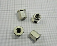 Dado M6 Dado Flangiato Lungo
