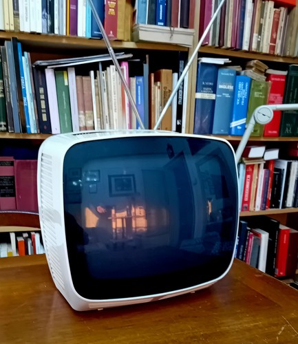 Televisione portatile indesit - portatile,