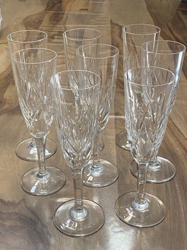 Flutes champagne en - a,