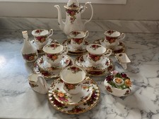 Vintage royal albert old - royal,