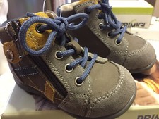 Scarpe Bimbo Primigi Numero 19 Nuove Con Scatola